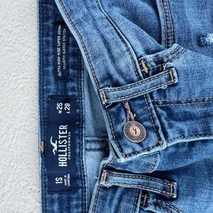 Hollister Women's Blue Jeans size 1s